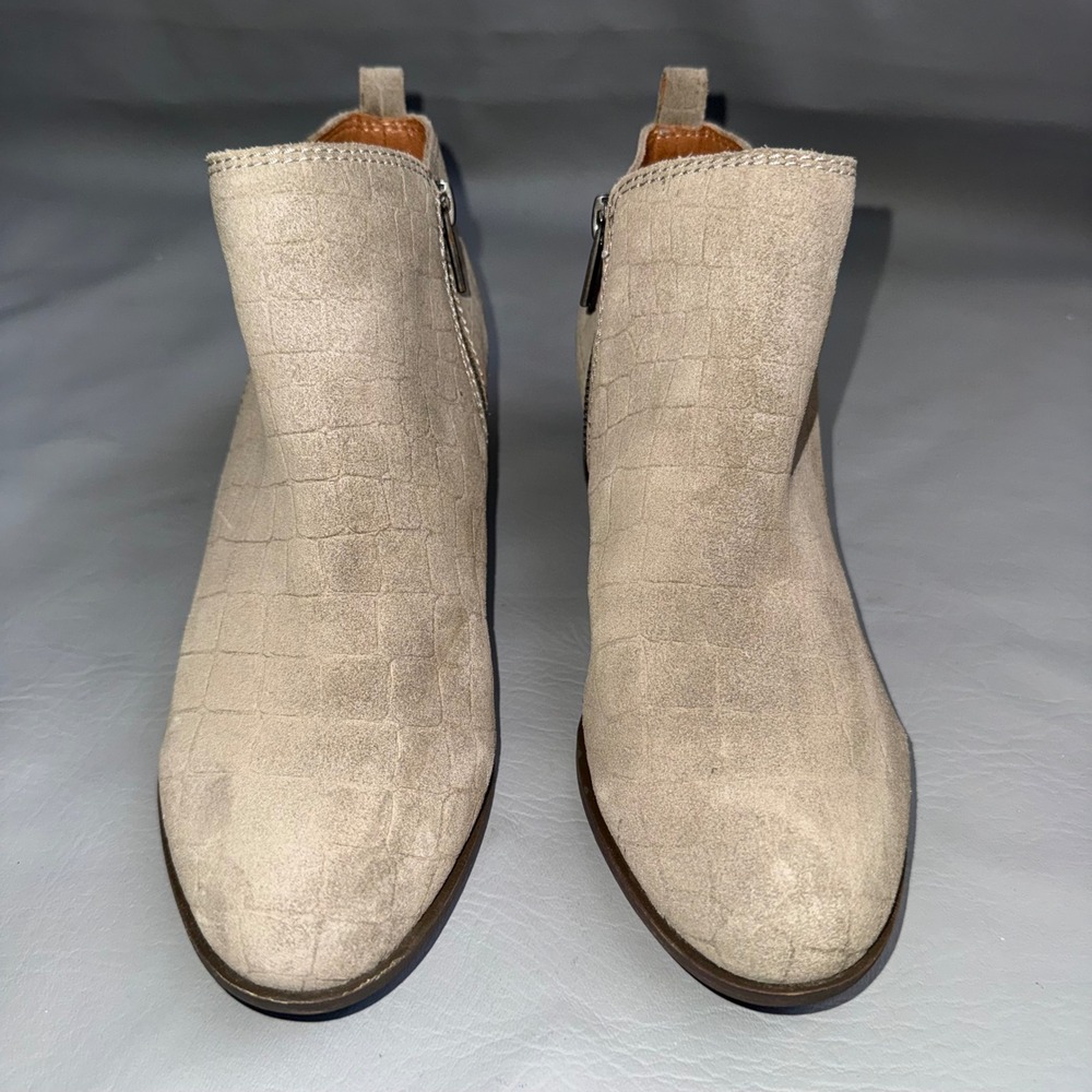Lucky Brand Basel Taupe Croc Embossed Leather Ankle Boots 8.5W BASEL Booties